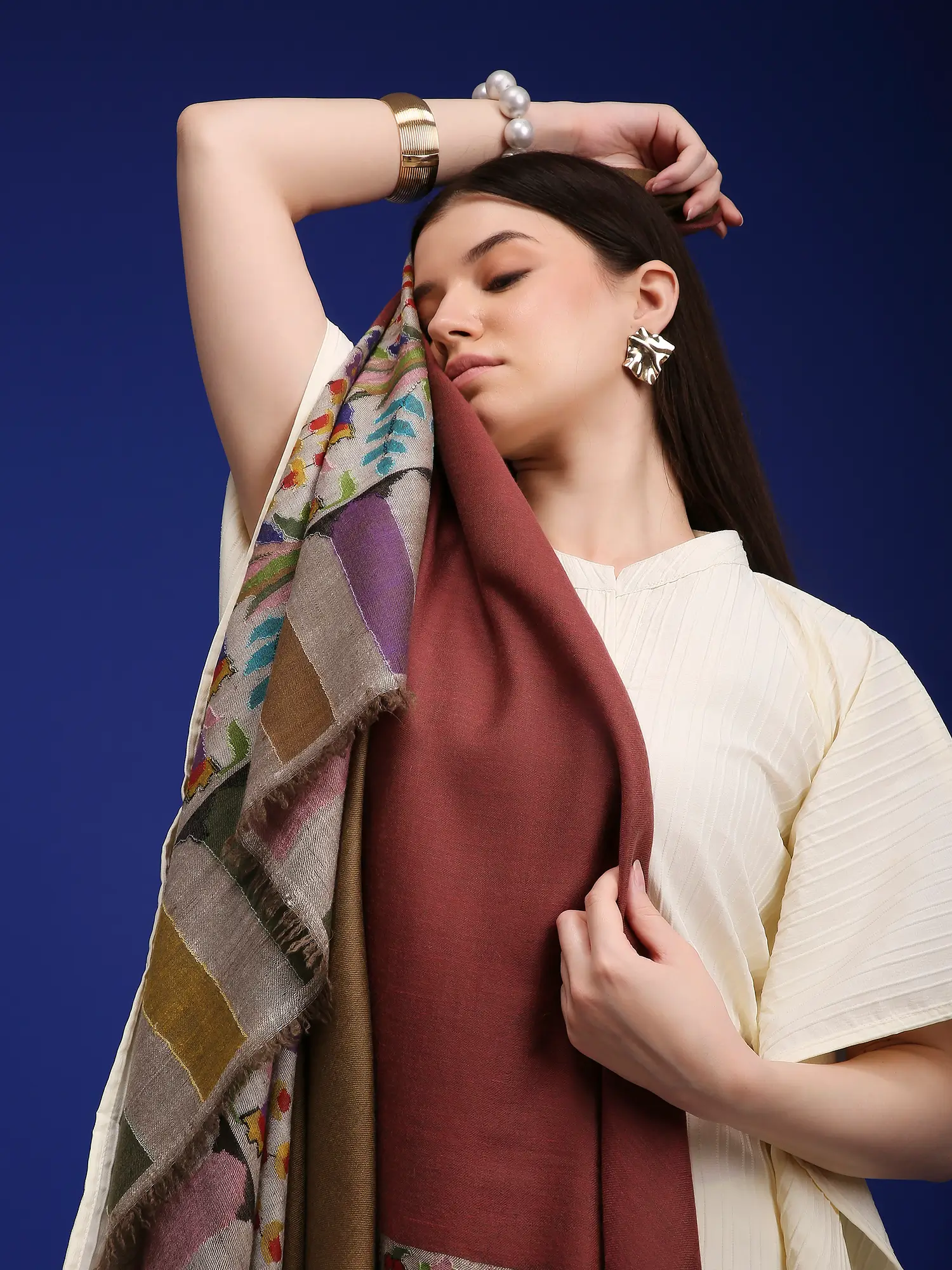 Ishvya Model8994