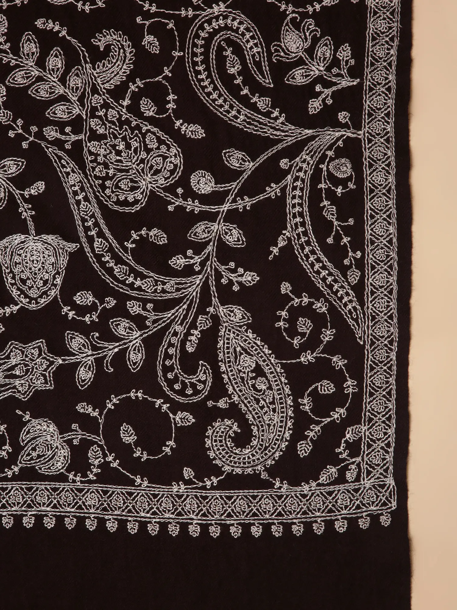 E127 - Image 3